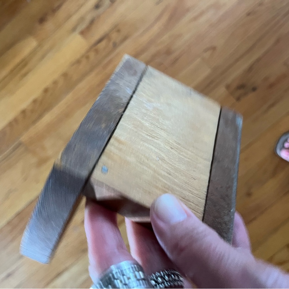 Vintage Wooden Goose Napkin Holder Neutral Brown and Black - Picture 3 of 6
